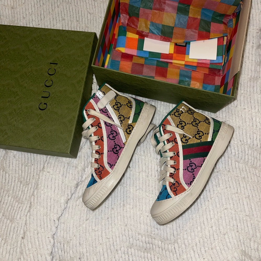 GUCCI KID SNEAKERS size 31
